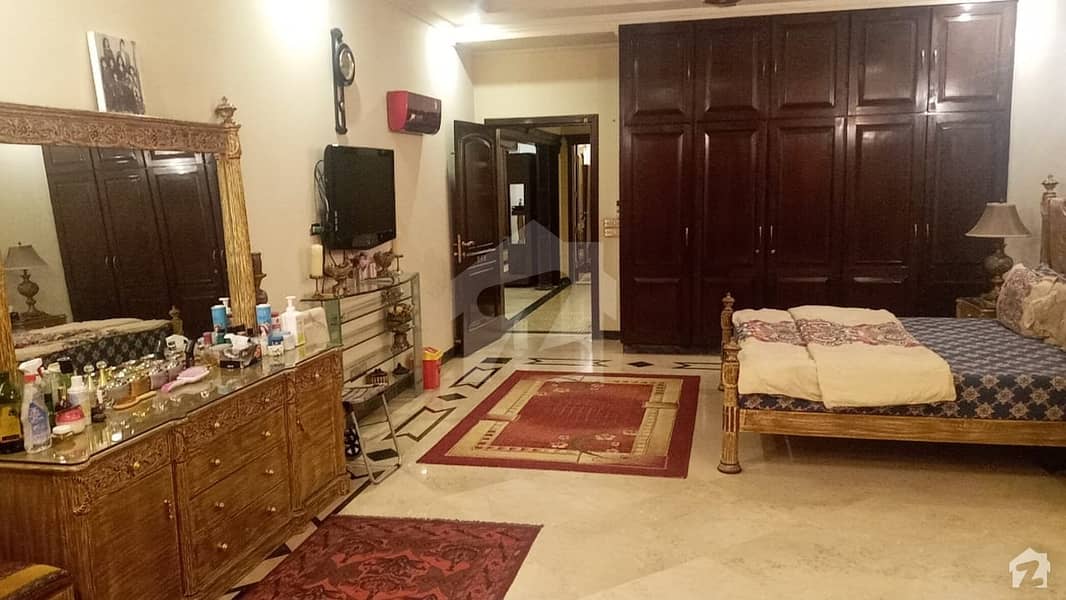 Well-constructed House Available For Sale In Cantt