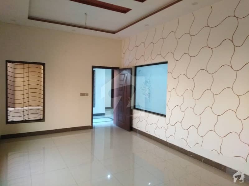 10 Marla House Is Available In Al Jalil Garden