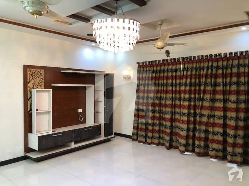 1 Kanal New Portion For Rent