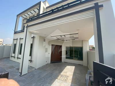 2925  Square Feet House In Bahria Town For Sale