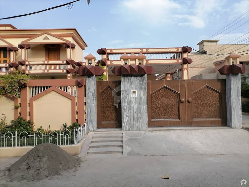 Spacious 21 Marla House Available For Sale In Saeed Colony