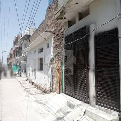 1.5 Marla House For Sell In Gulabad . . Ghareeb Abad Siply Road 2 Room Carporch Tiras
