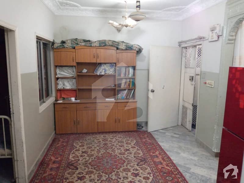 ناظم آباد - بلاک 3 ناظم آباد کراچی میں 3 کمروں کا 6 مرلہ فلیٹ 78 لاکھ میں برائے فروخت۔