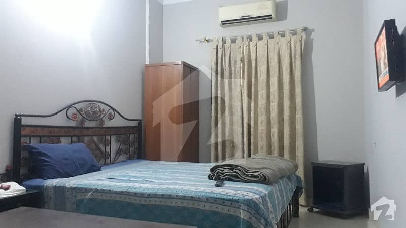 200  Square Feet Room In Stunning Jamshed Town Is Available For Rent