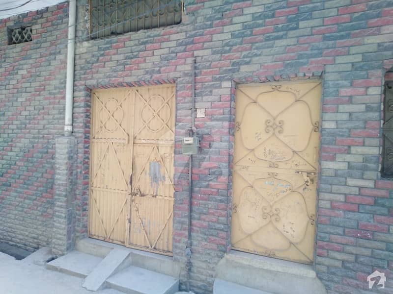 حسن گڑھی شامی روڈ پشاور میں 5 کمروں کا 5 مرلہ مکان 65 لاکھ میں برائے فروخت۔