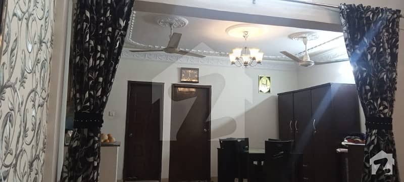 گلشنِ اقبال - بلاک 16 گلشنِ اقبال گلشنِ اقبال ٹاؤن کراچی میں 3 کمروں کا 6 مرلہ فلیٹ 1.25 کروڑ میں برائے فروخت۔