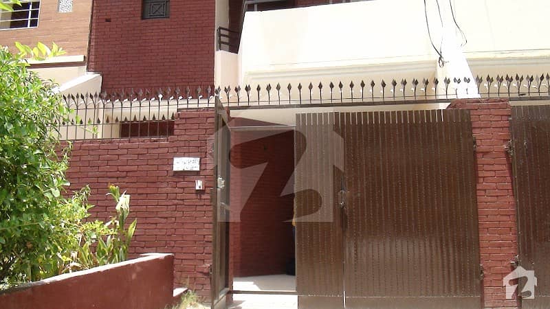 عباس بلاک مصطفیٰ ٹاؤن لاہور میں 3 کمروں کا 6 مرلہ مکان 45 ہزار میں کرایہ پر دستیاب ہے۔