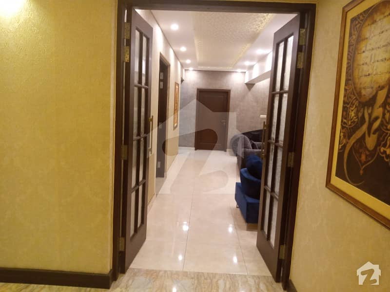 Fully Renovated 4 Bed Luxury Flat For Sale In Askari 11 Lahore