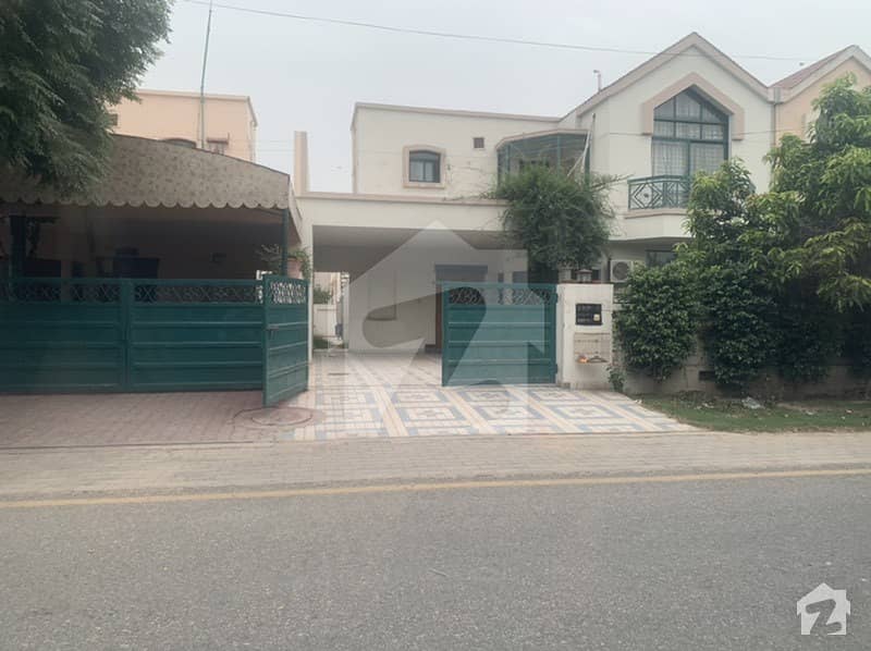 ایڈن پیلس ولاز ایڈن لاہور میں 4 کمروں کا 12 مرلہ مکان 2.2 کروڑ میں برائے فروخت۔