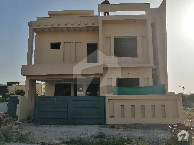 8.7 Marla Beautiful House For Sale In Sector N