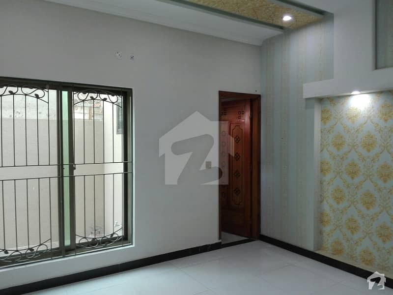 پنجاب یونیورسٹی سوسائٹی فیز 2 پنجاب یونیورسٹی ایمپلائیز سوسائٹی لاہور میں 3 کمروں کا 5 مرلہ مکان 1.55 کروڑ میں برائے فروخت۔