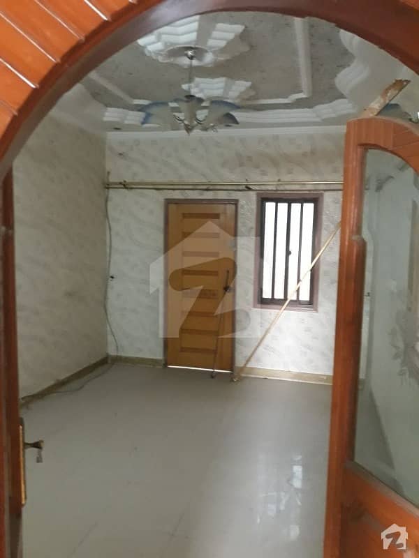 Gulshan 13d 1 Main Road Facing House Ground Plus 2 With Roof 120 Sqyd