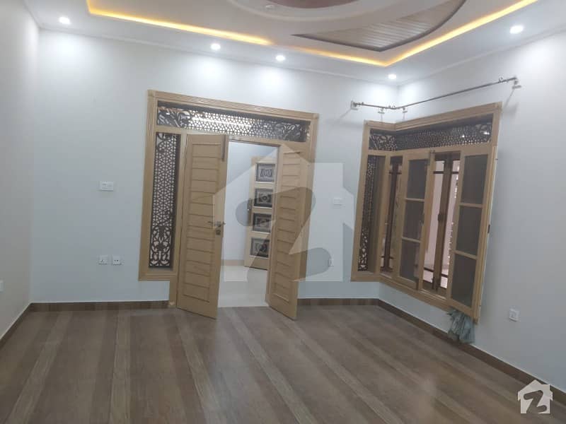 24 Marla Corner House Available For Sale In Hayatabad