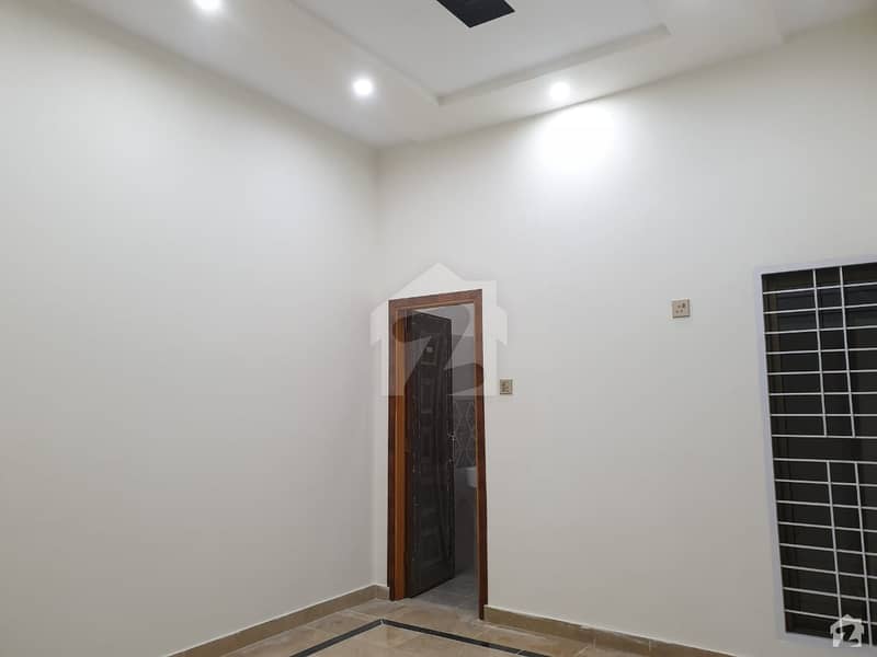 5 Marla House In Qadir Colony Is Available