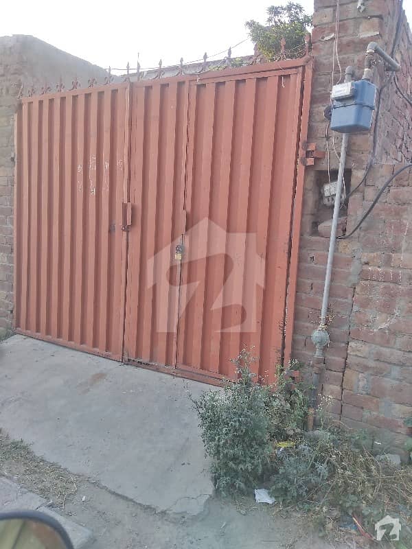 900  Square Feet House In Lahore Is Available For Rent