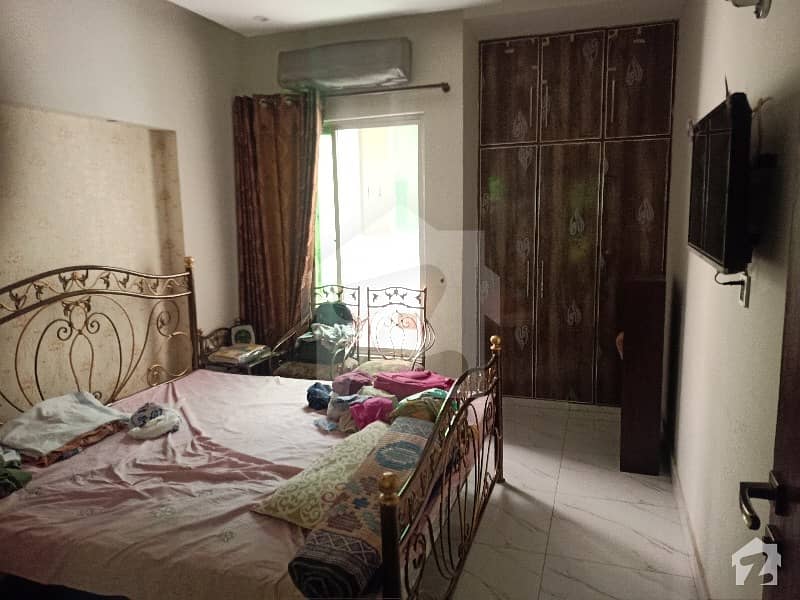 نیو سُپر ٹاؤن لاہور میں 3 کمروں کا 3 مرلہ مکان 1 کروڑ میں برائے فروخت۔