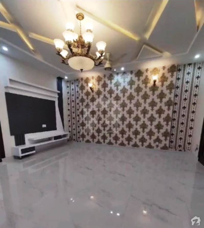 Spacious House Is Available In Gulshan Abad For Rent