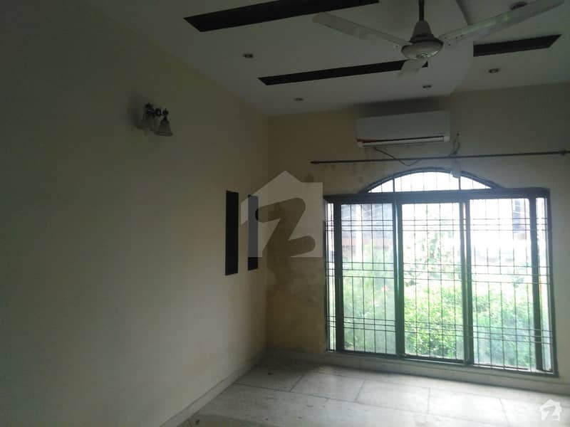1 Kanal Upper Portion Is Available In Affordable Price In Education Town