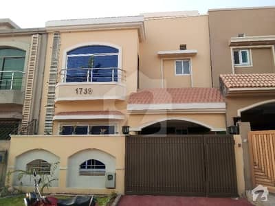 Amazing 5 Marla House For Sale In Bahria Town Phase 8 Amazing 5 Marla House For Sale In Bahria Town Phase 8