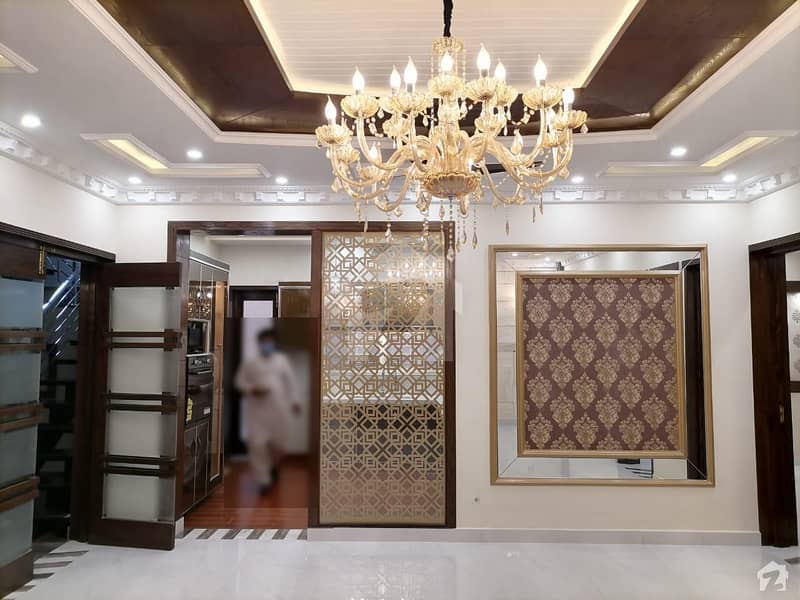 1 Kanal Upper Portion In Lahore Is Available For Rent