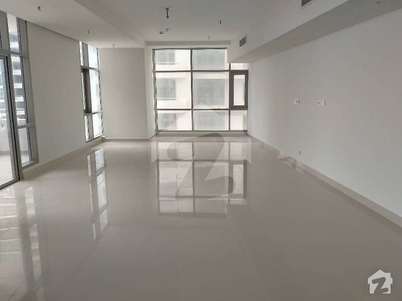 2502 Sq Ft Sea Facing 3 Bedroom Apartment Is Available For Rent