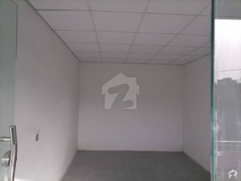 Office Available For Rent In Husnain Shopping Mall Near Harron Chowk