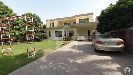 Ideal 7875 Square Feet House Available In Revenue Society, Lahore
