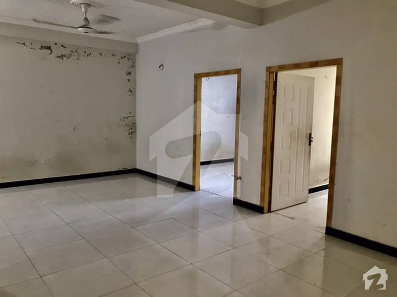 3 Bed Apartment For Rent