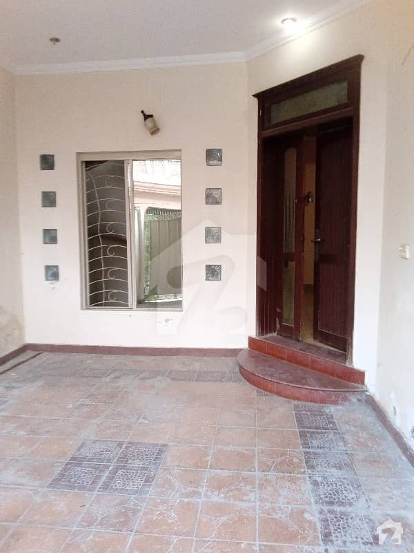 Joher Town Block D1 4 Marla House For Rent