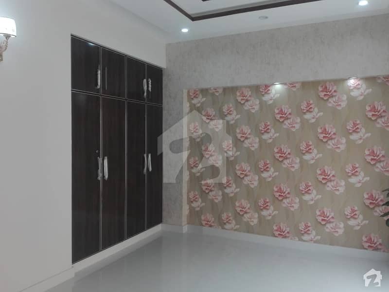 House In Allama Iqbal Town Sized 2250  Square Feet Is Available