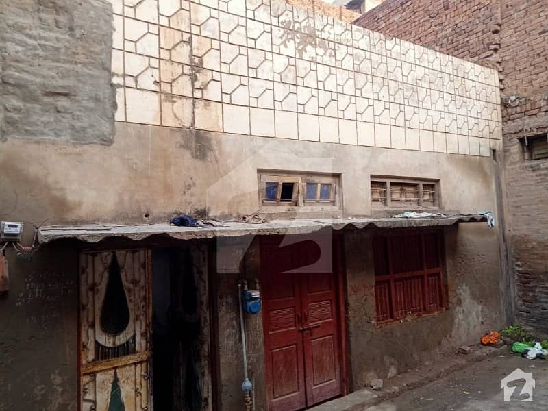 1125 Square Feet Spacious House Available In Jaranwala For Sale