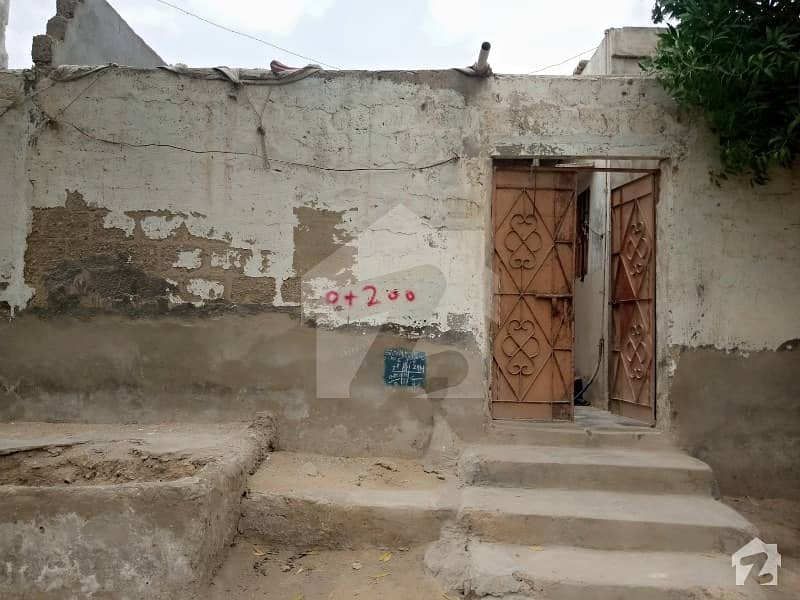 سُرجانی ٹاؤن - سیکٹر 4بی سُرجانی ٹاؤن گداپ ٹاؤن کراچی میں 3 کمروں کا 3 مرلہ مکان 40 لاکھ میں برائے فروخت۔