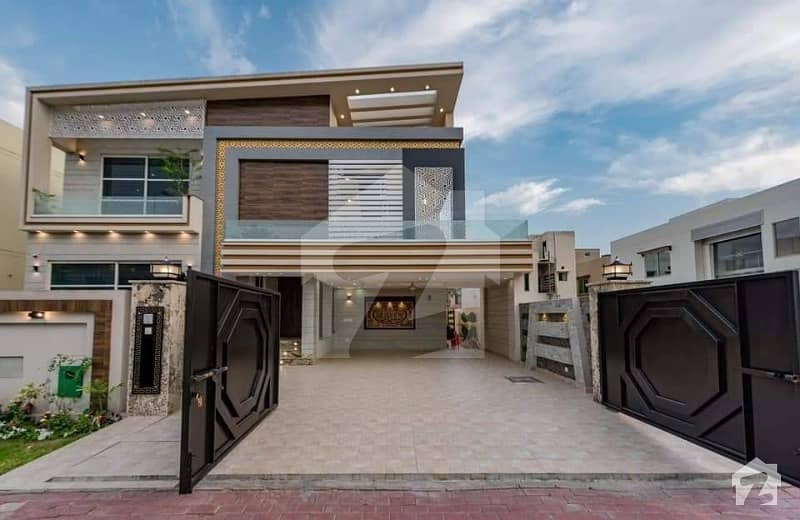 1 Kanal Luxury Independent House Is Available For Sale