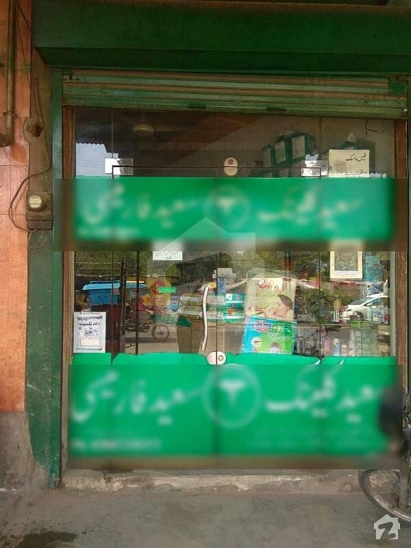 ملک پور فیصل آباد میں 1 مرلہ دکان 60 لاکھ میں برائے فروخت۔