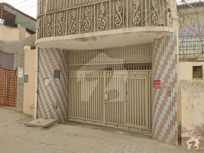 4725 Square Feet House Ideally Situated In Jhang Road