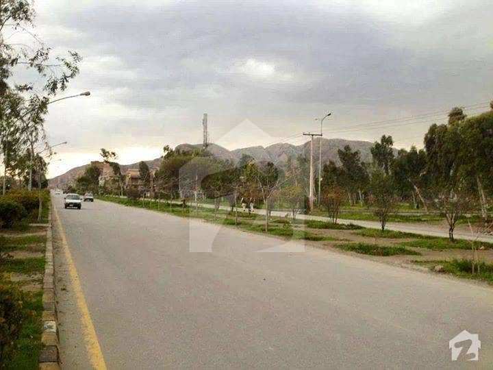 20 Marla Plot In Hayatabad Available For Sale