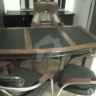 Perfect 250 Square Feet Office In Gulshan-E-Iqbal For Rent