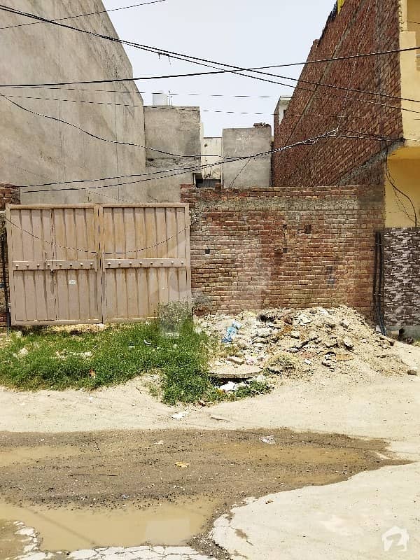 جوہر ٹاؤن فیز 1 - بلاک ڈی جوہر ٹاؤن فیز 1 جوہر ٹاؤن لاہور میں 5 مرلہ رہائشی پلاٹ 85 لاکھ میں برائے فروخت۔
