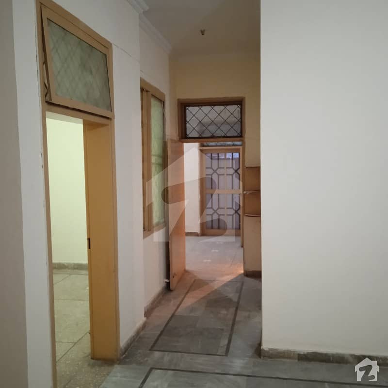 Lower Portion Of 1575 Square Feet In Ahmad Yar Block For Rent