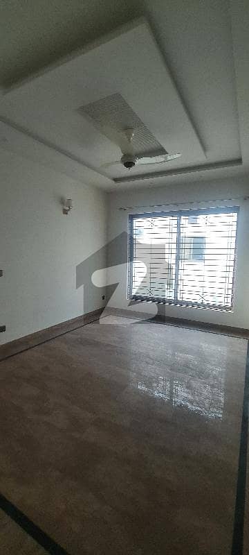 DC Colony Kanal Fresh House For Rent