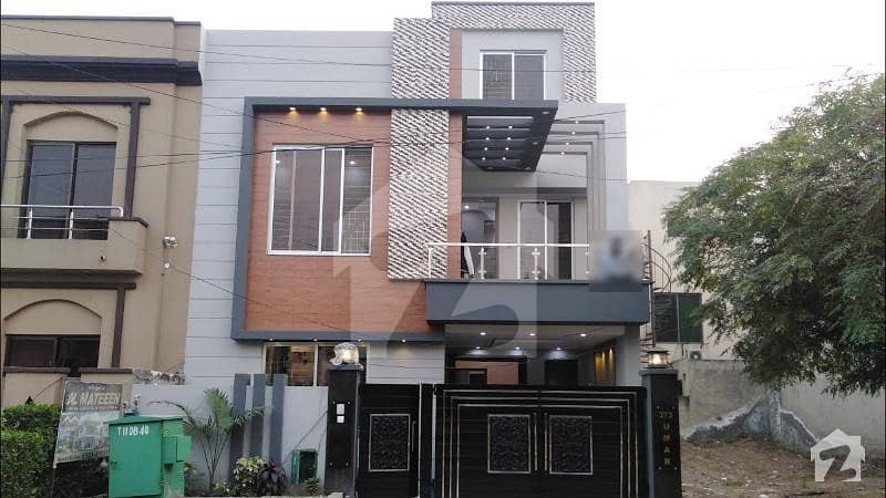 5 Marla Brand New House For Rent In Cc Block Bahria Town Lahore