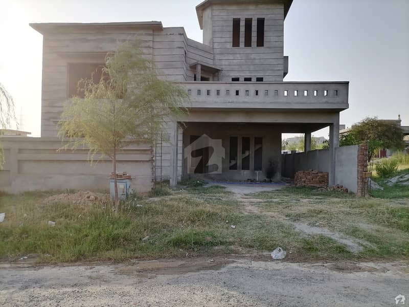 Newly Constructed Grey Structure House Is Available For Sale MPCHS Block B, MPCHS Multi