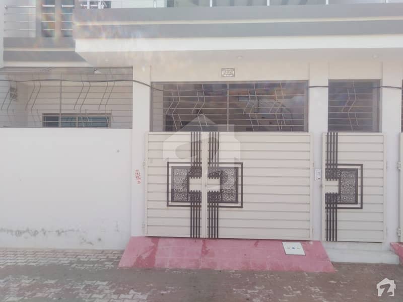 5.5 Marla House In Darbar Road Is Available