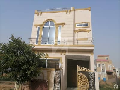 الکبیر ٹاؤن رائیونڈ روڈ لاہور میں 3 کمروں کا 3 مرلہ مکان 77 لاکھ میں برائے فروخت۔ الکبیر ٹاؤن رائیونڈ روڈ لاہور میں 3 کمروں کا 3 مرلہ مکان 77 لاکھ میں برائے فروخت۔