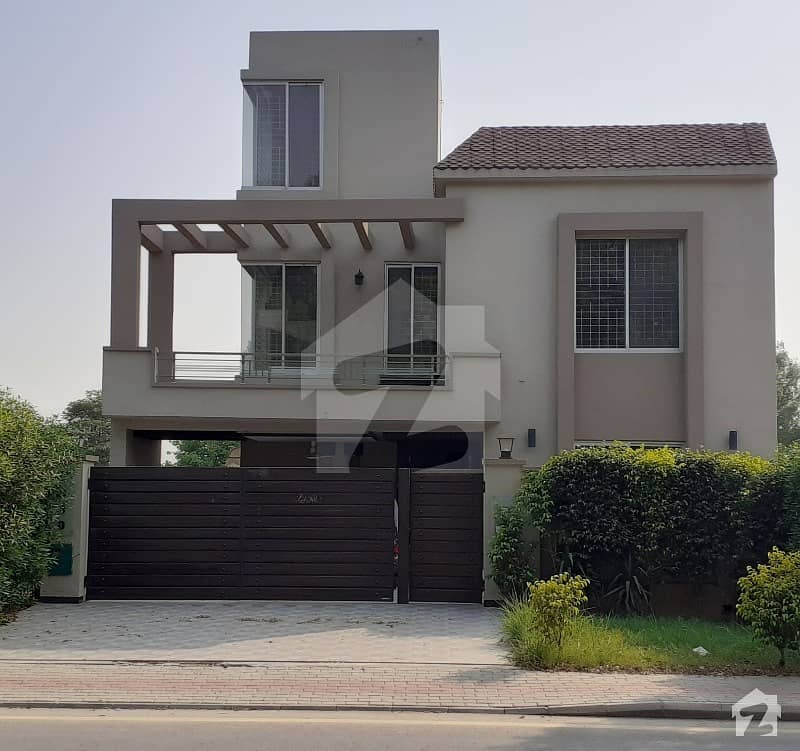 10 Marla House Like A New For Rent In Sector C Bahria Town