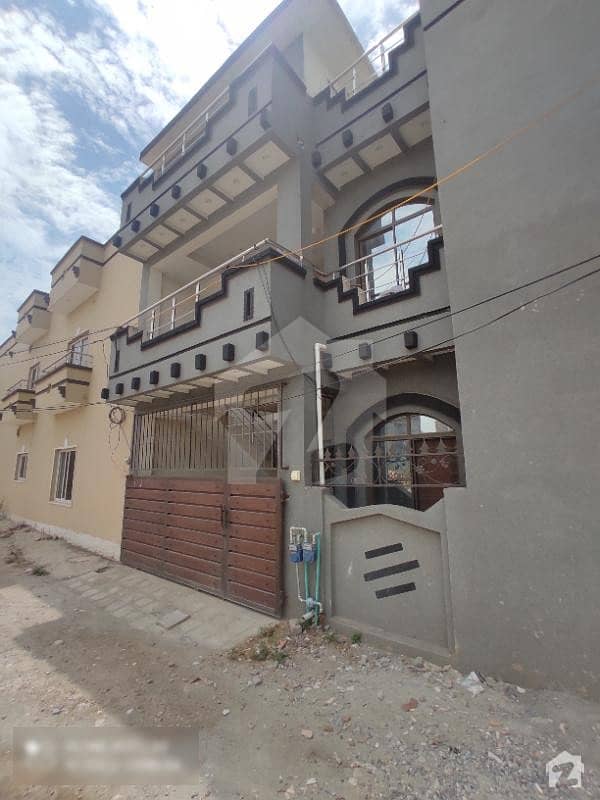 Upper portion 2 bed Available For rent In Lalazar Tulsa Road Near Sherzaman colony