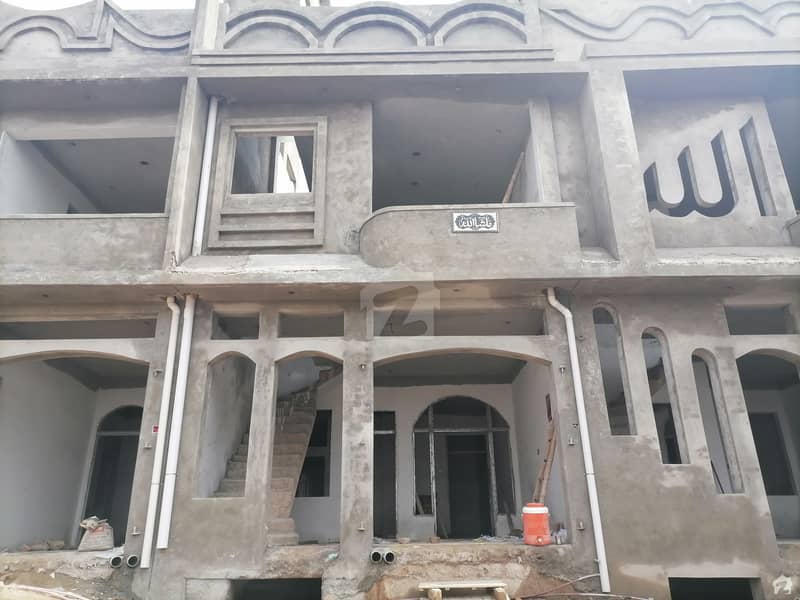 عمر گل روڈ پشاور میں 5 کمروں کا 3 مرلہ مکان 95 لاکھ میں برائے فروخت۔
