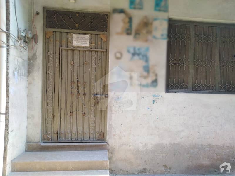 یاقوت پشاور میں 6 کمروں کا 5 مرلہ مکان 1.7 کروڑ میں برائے فروخت۔