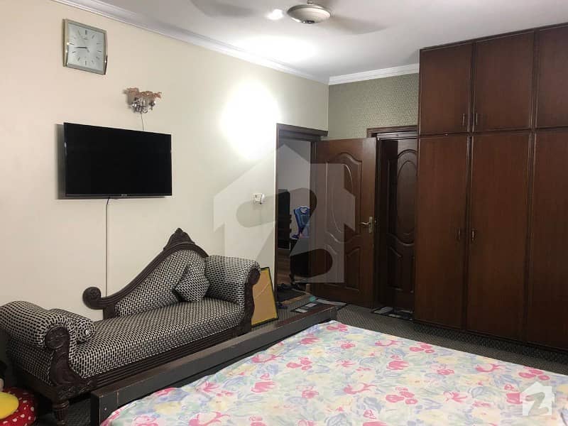 10 Marla Beautiful House For Sale In Main Kamran Block