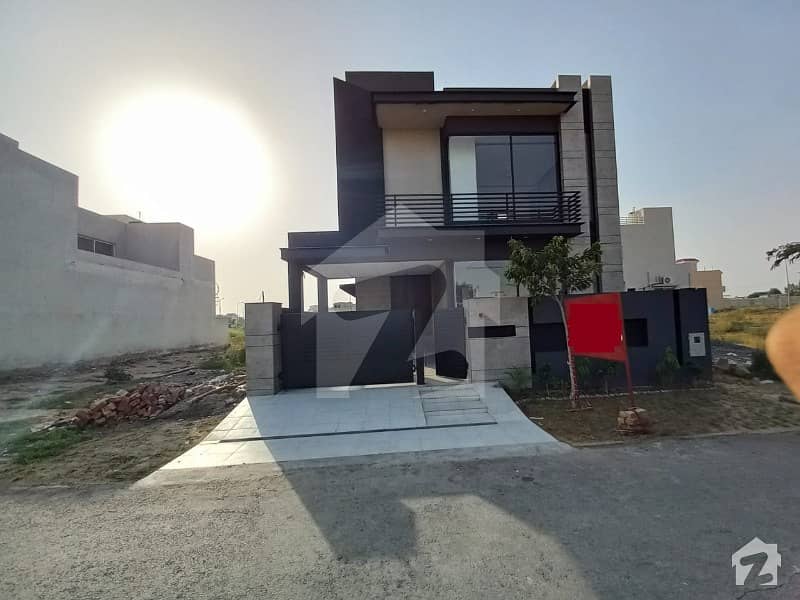 8 Marla Brand New Luxury Bungalow For Sale In Dha 9 Town